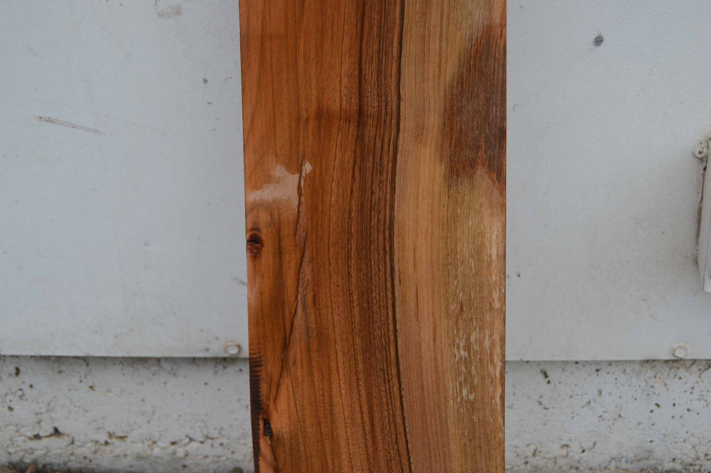 English Walnut Board WALSPC589