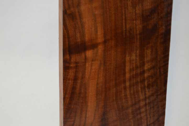 Claro Walnut Tonewood WALTON17