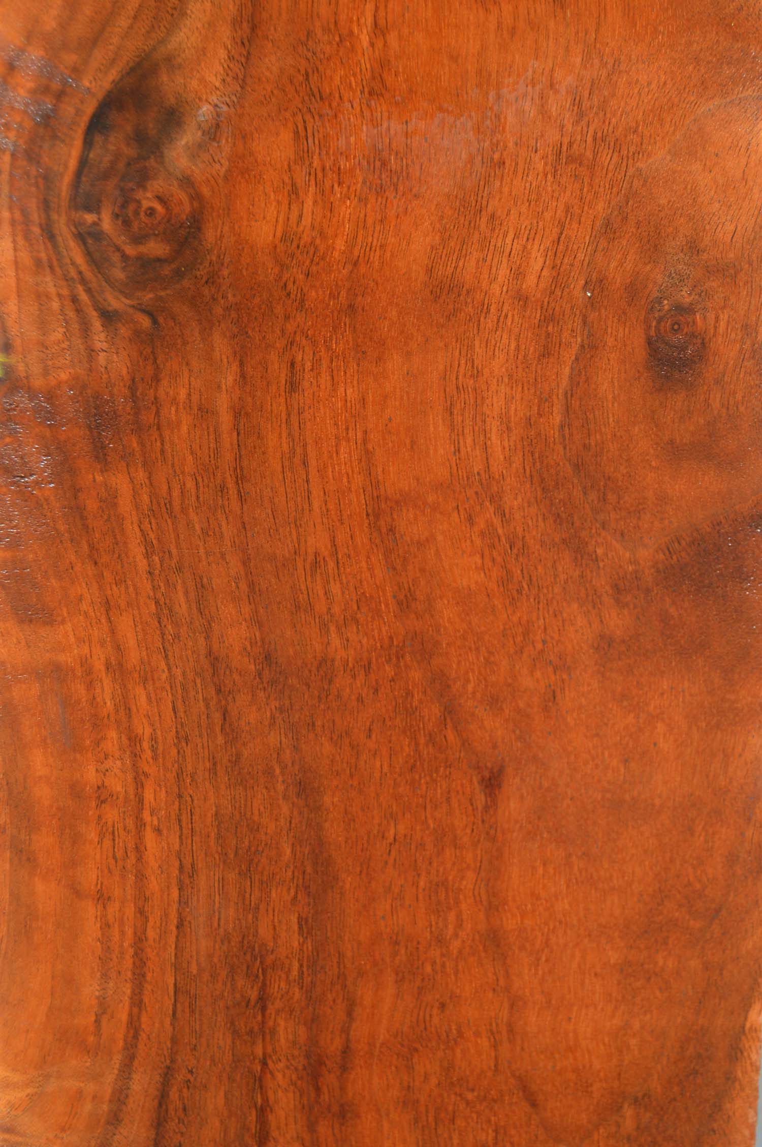 Claro Walnut Lumber WALLMB1A